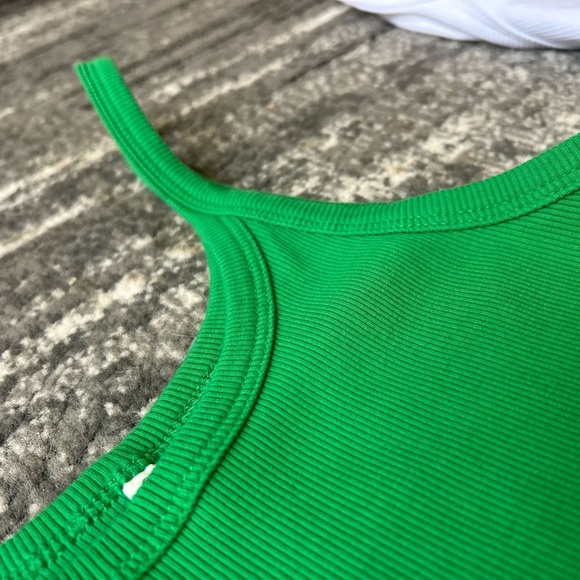 2 AMAZON Ribbed Tank Tops - Picture 7 of 9